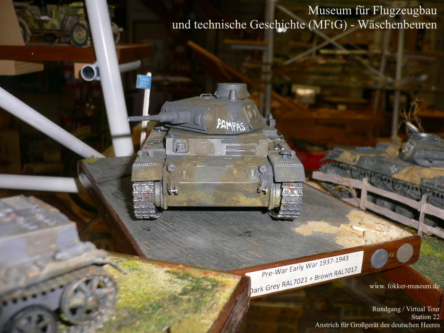 Museum für Flugzeugbau und technische Geschichte - Station 22 Anstrich für Großgerät des deutschen Heeres