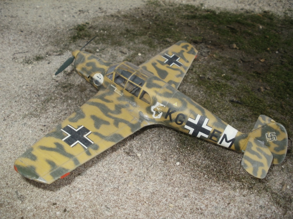 Theo Blaich´s eigene Bf 108 Taifun, die er zur Luftwaffe mitnahm und im sogenannten Sonderkommando Blaich als Verbindungsflugzeug flog.  Nord Afrika 1942 