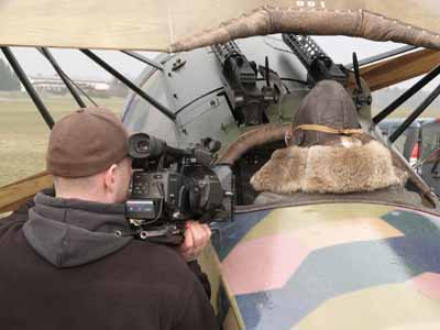 Adreamgetswings(20)klein.jpg (34295 Byte)