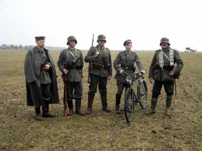 Adreamgetswings(25)klein.jpg (34793 Byte)