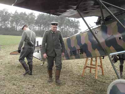 Adreamgetswings(28)klein.jpg (39372 Byte)