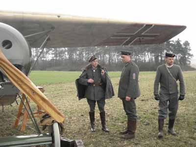 Adreamgetswings(30)klein.jpg (36223 Byte)