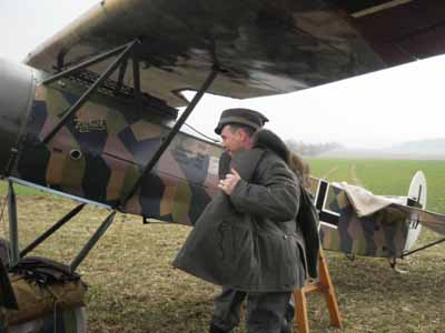 Adreamgetswings(36)klein.jpg (33689 Byte)