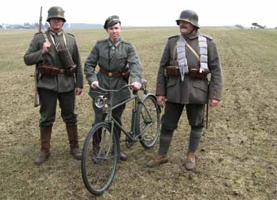 Adreamgetswings(51)klein.jpg (43255 Byte)